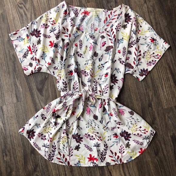 Modcloth Tops - Jessy B Floral Flowy Top Tunic 1X